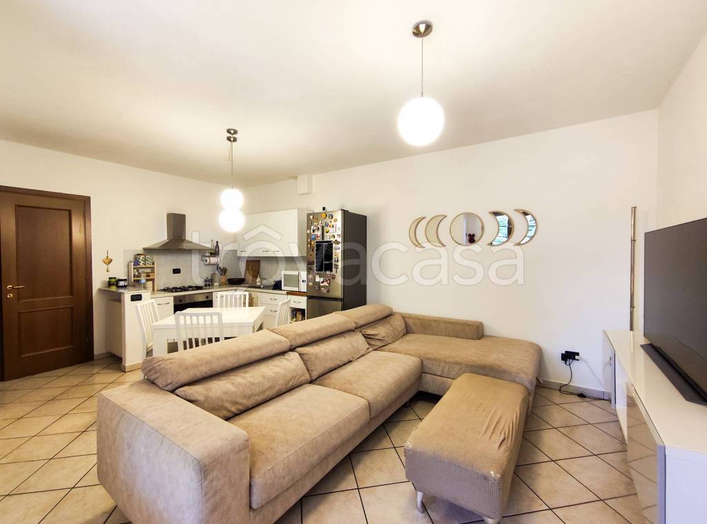 casa indipendente in vendita a Castelfranco di Sotto in zona Villa Campanile