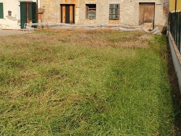 casa indipendente in vendita a Castelfranco di Sotto in zona Villa Campanile