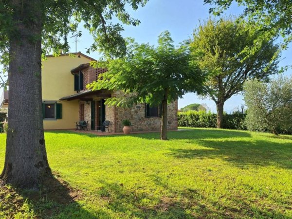 casa indipendente in vendita a Castelfranco di Sotto in zona Orentano