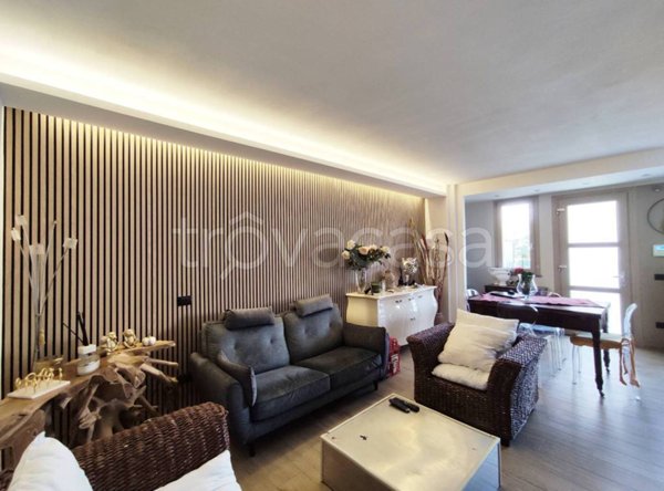 casa indipendente in vendita a Castelfranco di Sotto in zona Villa Campanile