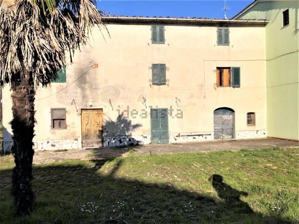 casa indipendente in vendita a Castelfranco di Sotto in zona Orentano