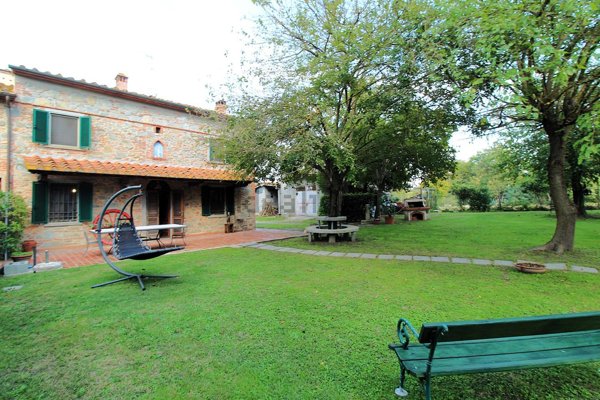 casa indipendente in vendita a Castelfranco di Sotto in zona Villa Campanile