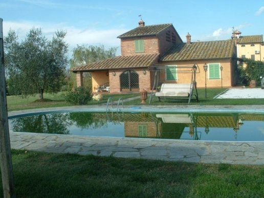 casa indipendente in vendita a Castelfranco di Sotto in zona Villa Campanile