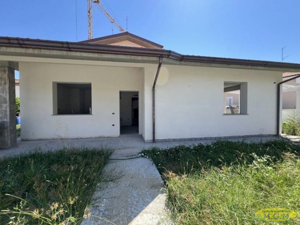 casa indipendente in vendita a Castelfranco di Sotto