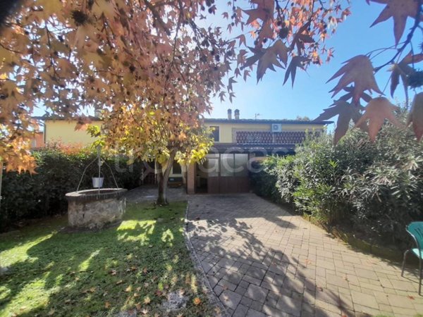 casa indipendente in vendita a Castelfranco di Sotto in zona Villa Campanile