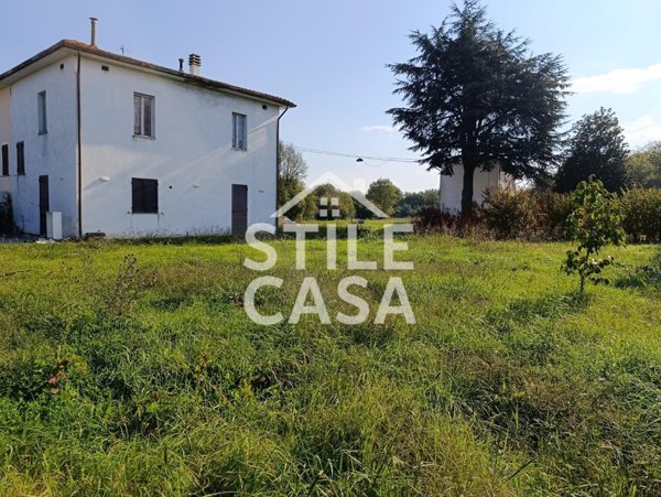 casa indipendente in vendita a Castelfranco di Sotto in zona Orentano