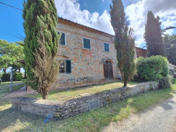 casa indipendente in vendita a Castelfranco di Sotto in zona Villa Campanile