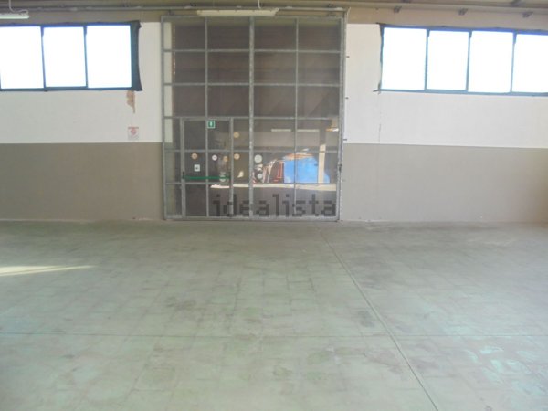 capannone in vendita a Castelfranco di Sotto