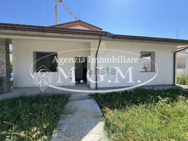 casa indipendente in vendita a Castelfranco di Sotto