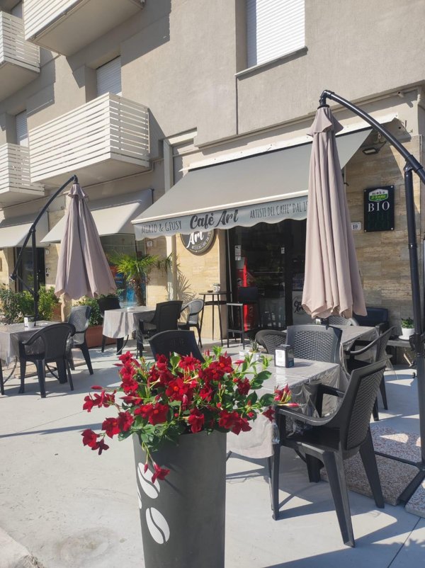 negozio in vendita a Castelfranco di Sotto