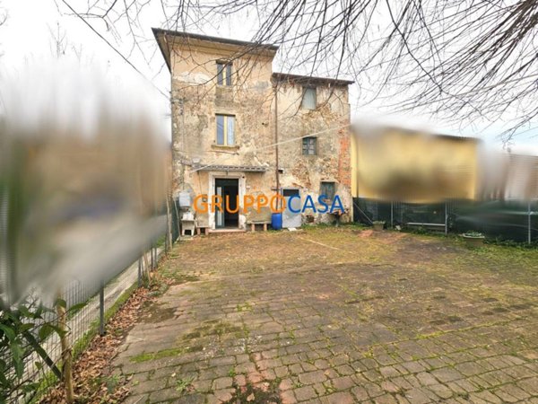 casa indipendente in vendita a Castelfranco di Sotto in zona Orentano