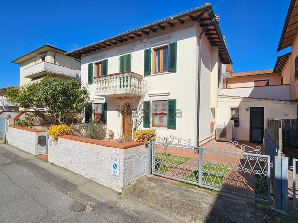 casa indipendente in vendita a Castelfranco di Sotto