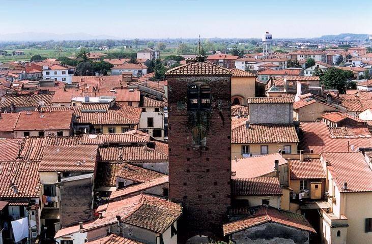 negozio in vendita a Castelfranco di Sotto