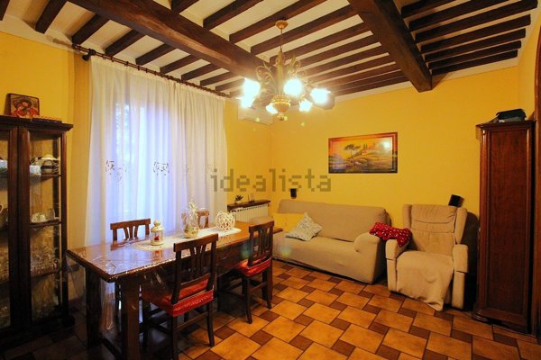 casa indipendente in vendita a Castelfranco di Sotto in zona Orentano