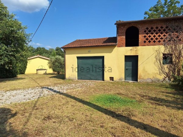 casa indipendente in vendita a Castelfranco di Sotto in zona Orentano