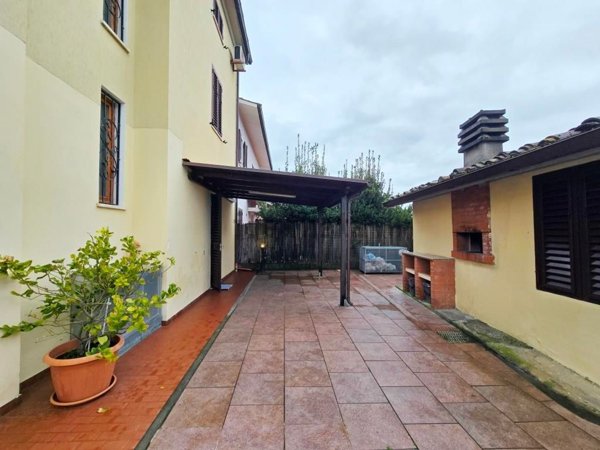 casa indipendente in vendita a Castelfranco di Sotto