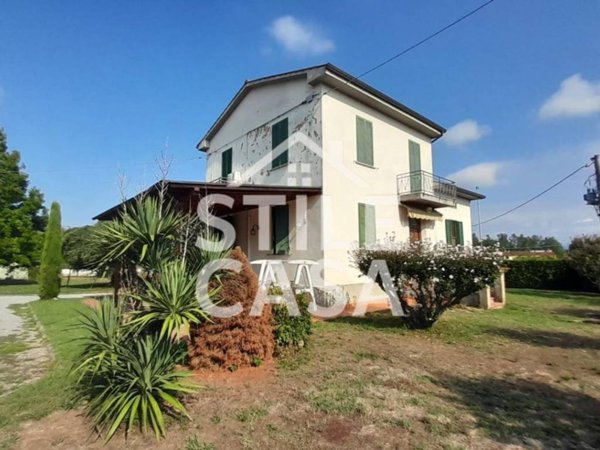 casa indipendente in vendita a Castelfranco di Sotto in zona Orentano
