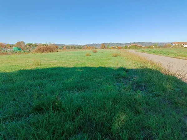terreno edificabile in vendita a Castelfranco di Sotto