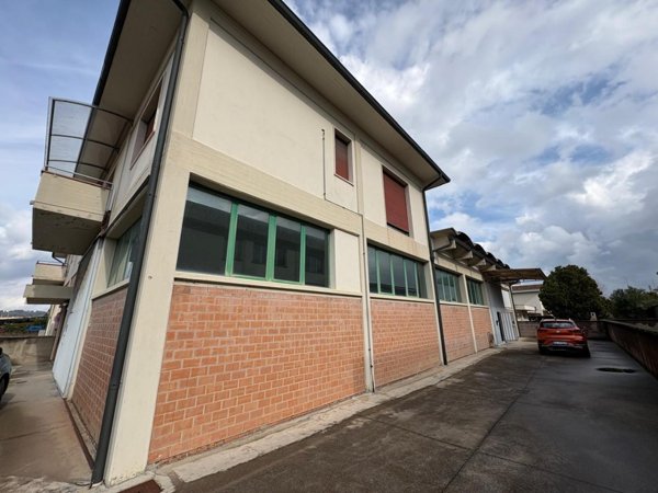 ufficio in vendita a Castelfranco di Sotto