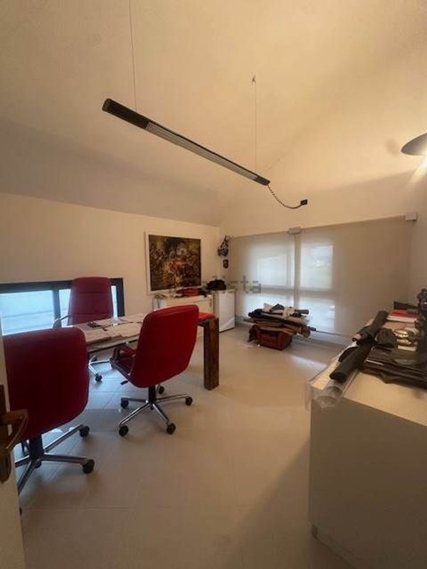 ufficio in vendita a Castelfranco di Sotto