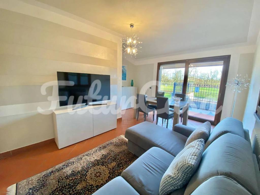 casa indipendente in vendita a Castelfranco di Sotto in zona Orentano