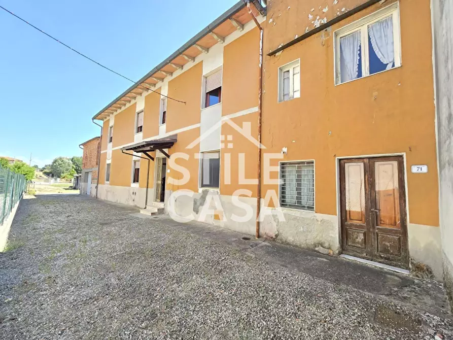 casa indipendente in vendita a Castelfranco di Sotto in zona Orentano