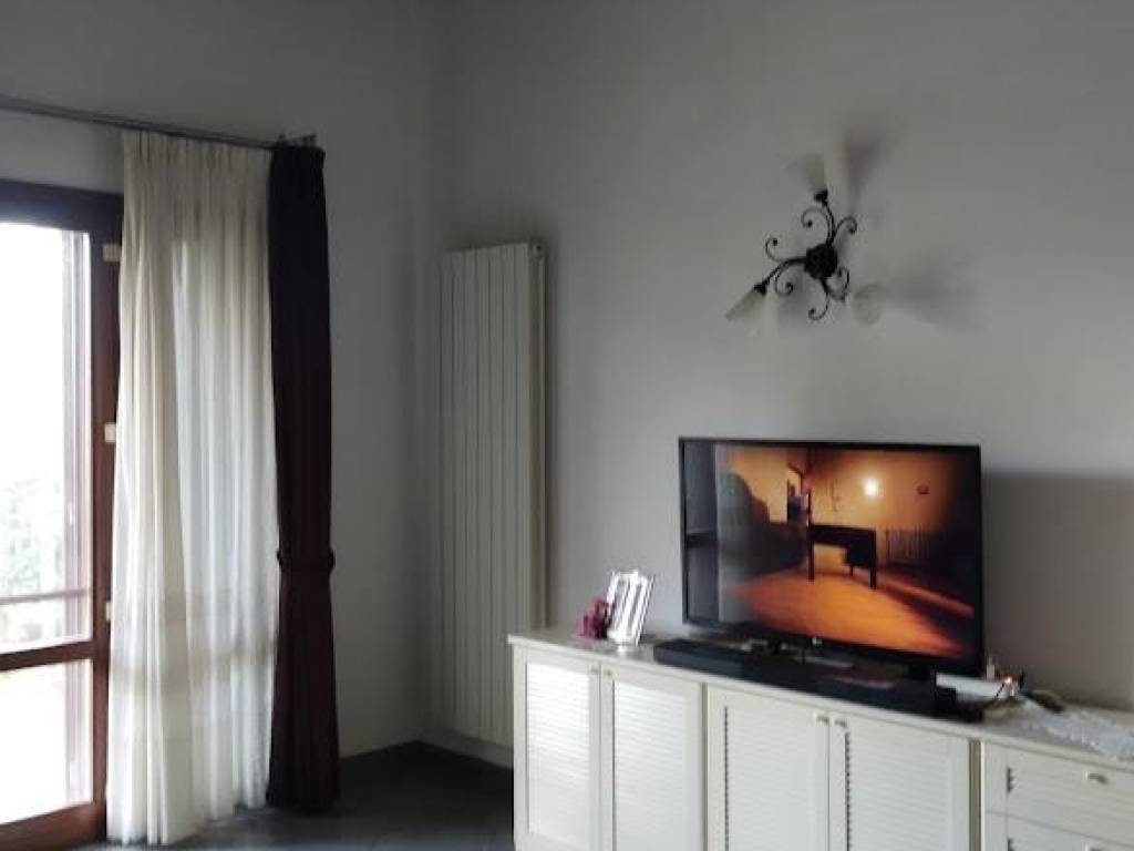 casa indipendente in vendita a Castelfranco di Sotto in zona Orentano