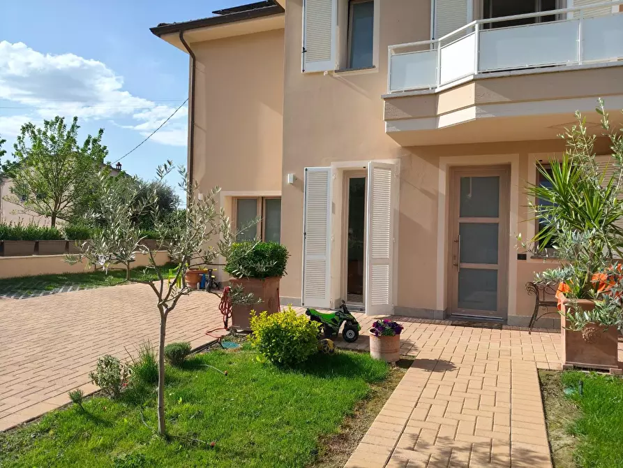 casa indipendente in vendita a Castelfranco di Sotto in zona Villa Campanile