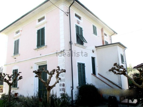 casa indipendente in vendita a Castelfranco di Sotto in zona Orentano