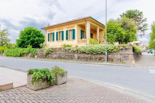 casa indipendente in vendita a Castelfranco di Sotto in zona Orentano