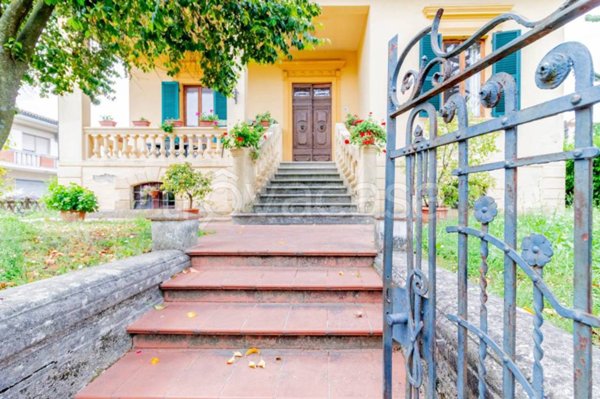 casa indipendente in vendita a Castelfranco di Sotto in zona Orentano