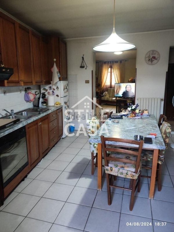 casa indipendente in vendita a Castelfranco di Sotto in zona Orentano