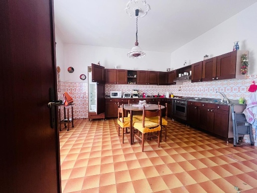 casa indipendente in vendita a Castelfranco di Sotto in zona Villa Campanile