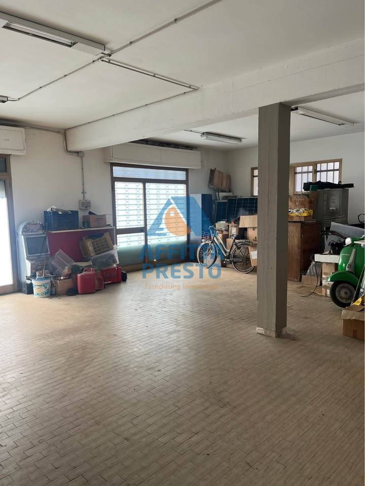 locale di sgombero in vendita a Castelfranco di Sotto