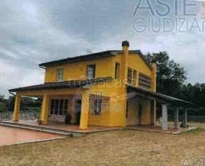 casa indipendente in vendita a Castelfranco di Sotto in zona Villa Campanile