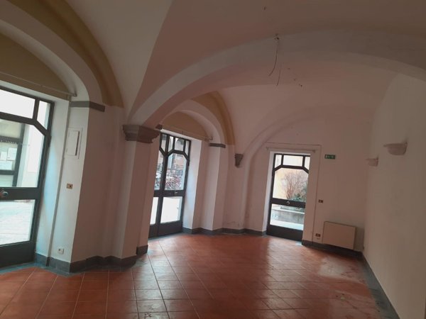 locale commerciale in vendita a Castelfranco di Sotto
