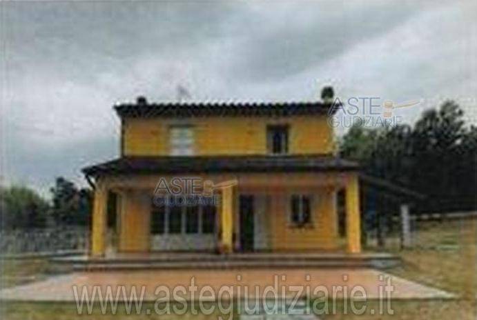 casa indipendente in vendita a Castelfranco di Sotto in zona Villa Campanile