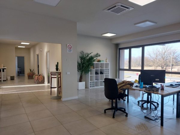 ufficio in vendita a Castelfranco di Sotto