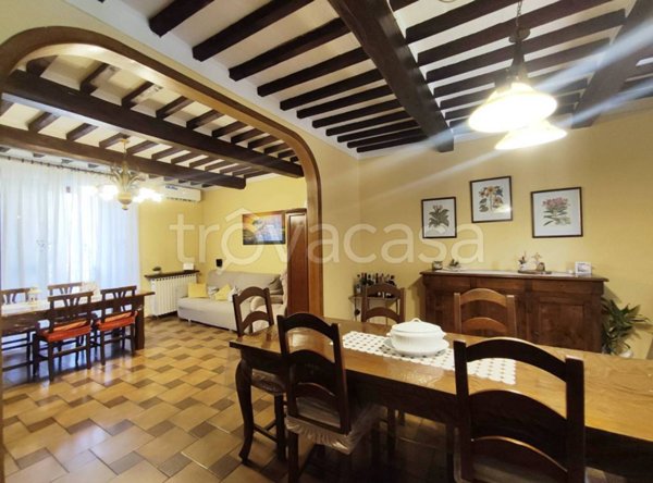 casa indipendente in vendita a Castelfranco di Sotto in zona Orentano