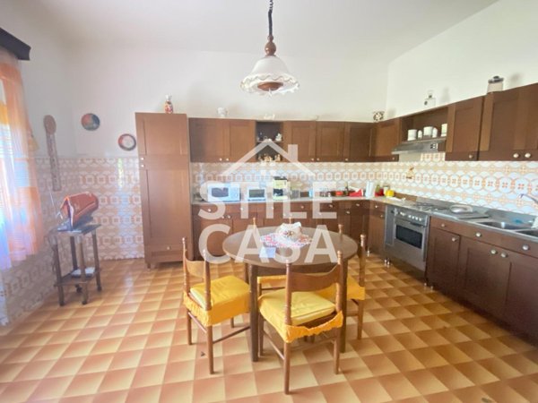 casa indipendente in vendita a Castelfranco di Sotto in zona Villa Campanile