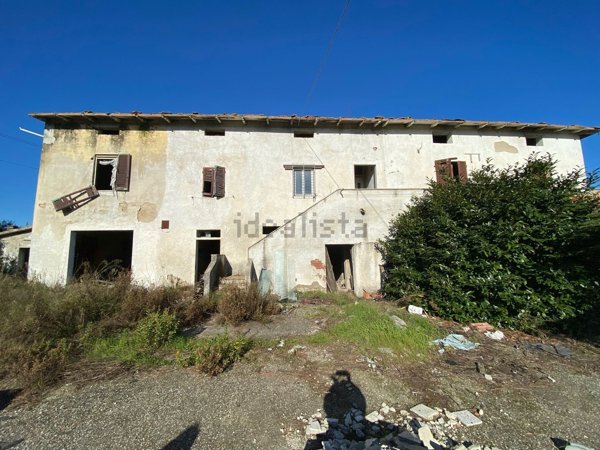 casale in vendita a Castelfranco di Sotto in zona Villa Campanile