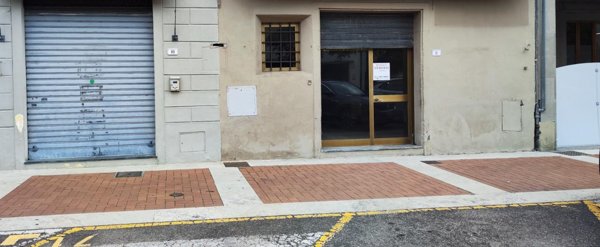 locale commerciale in vendita a Castelfranco di Sotto