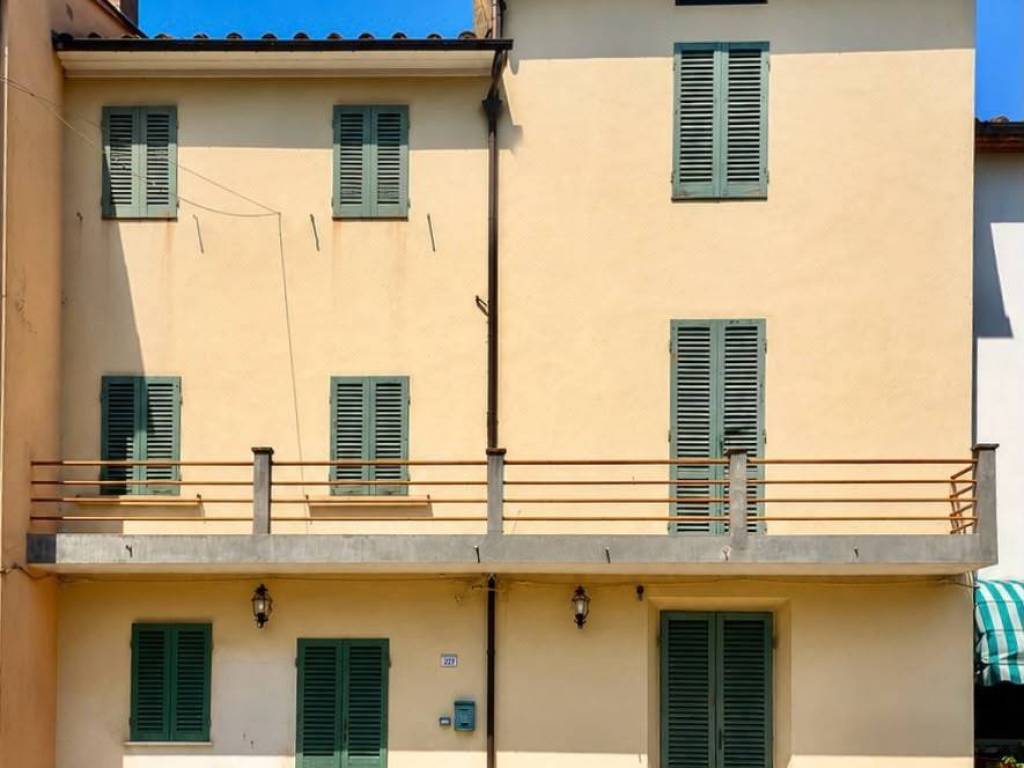 casa indipendente in vendita a Castelfranco di Sotto in zona Orentano