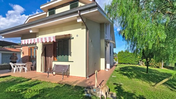 villetta a schiera in vendita a Castelfranco di Sotto in zona Orentano