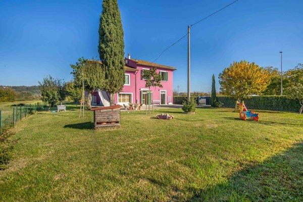 casa indipendente in vendita a Castelfranco di Sotto