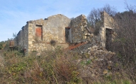 locale di sgombero in vendita a Castellina Marittima