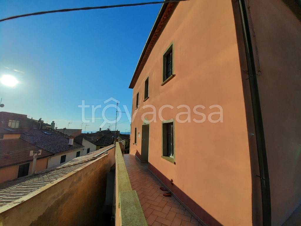 casa indipendente in vendita a Castellina Marittima