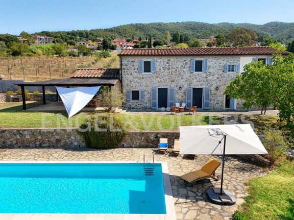 casa indipendente in vendita a Castellina Marittima