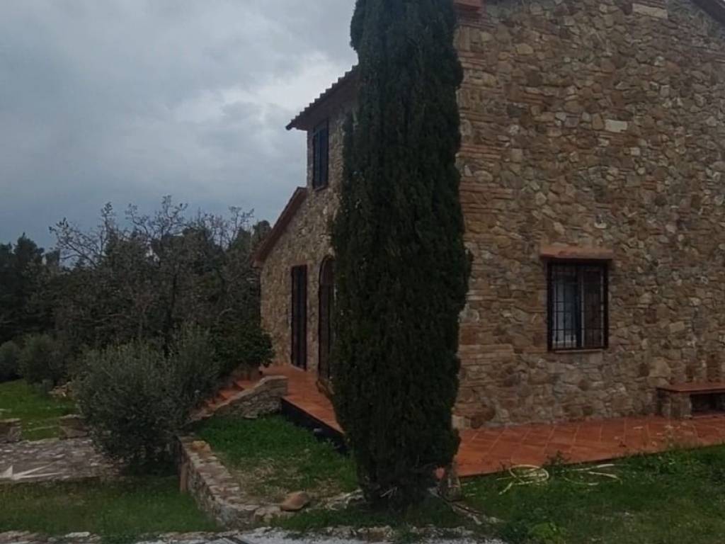 appartamento in vendita a Castellina Marittima