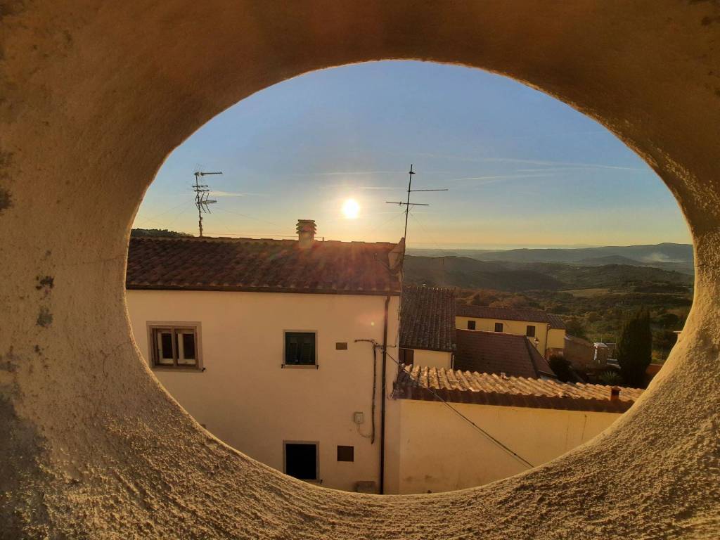appartamento in vendita a Castellina Marittima